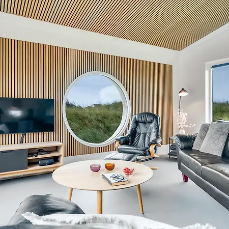 Lovely Hot-tub House In Klitmoller, 100 Meters From The North Sea Thisted