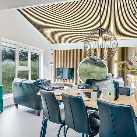 Feriehus Lovely Hot-tub House In Klitmoller, 100 Meters From The North Sea Thisted