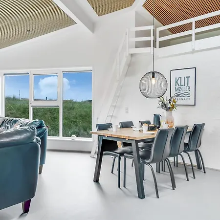 Lovely Hot-tub House In Klitmoller, 100 Meters From The North Sea
